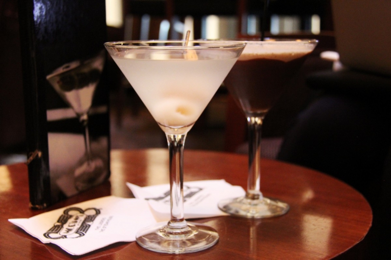 brasserie-ANDON-min_martini_bar_lychee_chocolate_alcohol_liquor_happy_hour_happy-910161